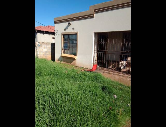 3 BEDROOM HOUSE FOR SALE IN DRIEZIEK